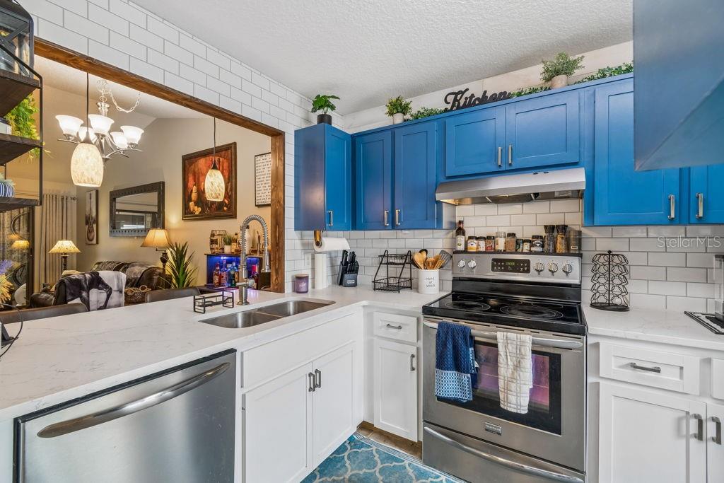 BAY PARK ESTATES - Residential