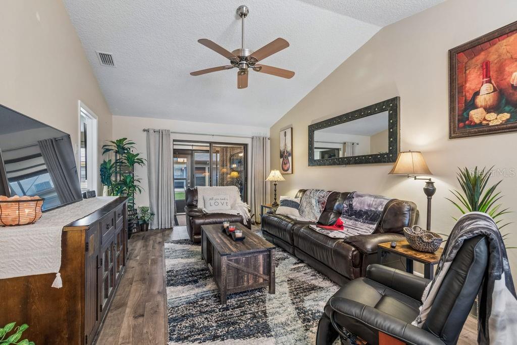 BAY PARK ESTATES - Residential