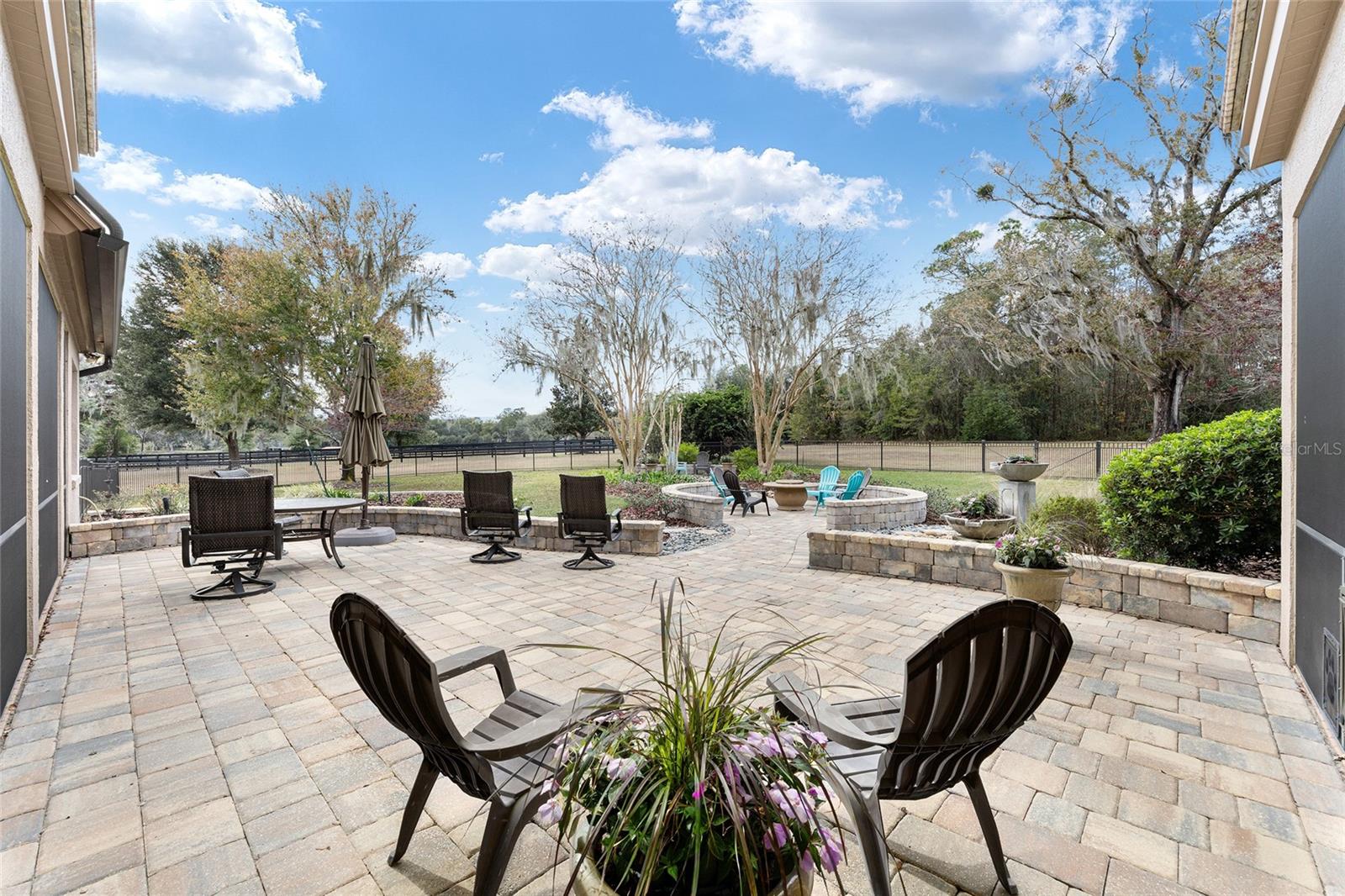 COUNTRY CLUB FARMS A HAMLET - Residential