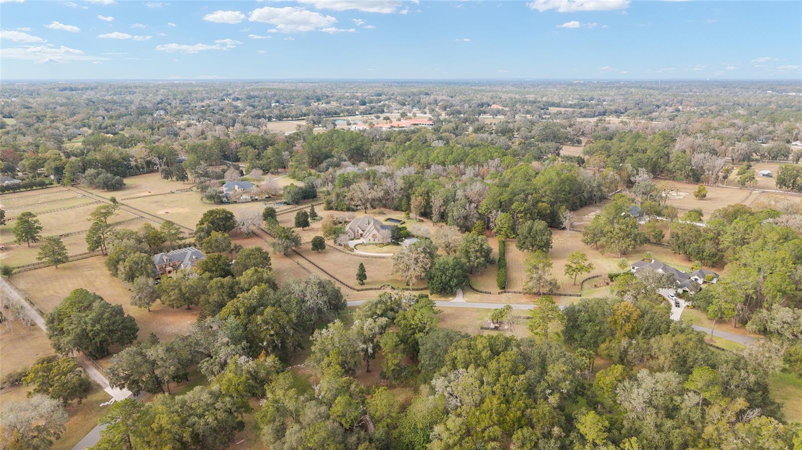 COUNTRY CLUB FARMS A HAMLET - Residential