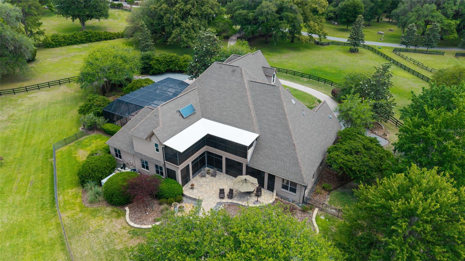 COUNTRY CLUB FARMS A HAMLET - Residential