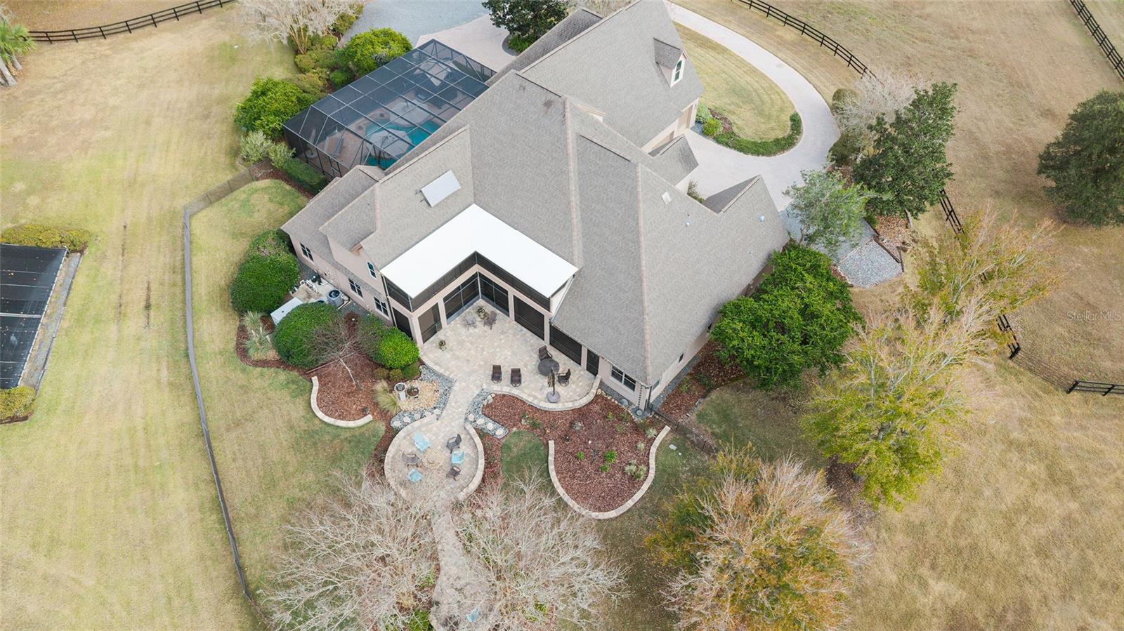 COUNTRY CLUB FARMS A HAMLET - Residential