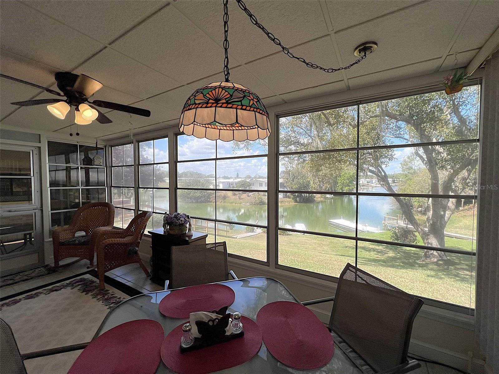 FLORAL LAKES - Residential