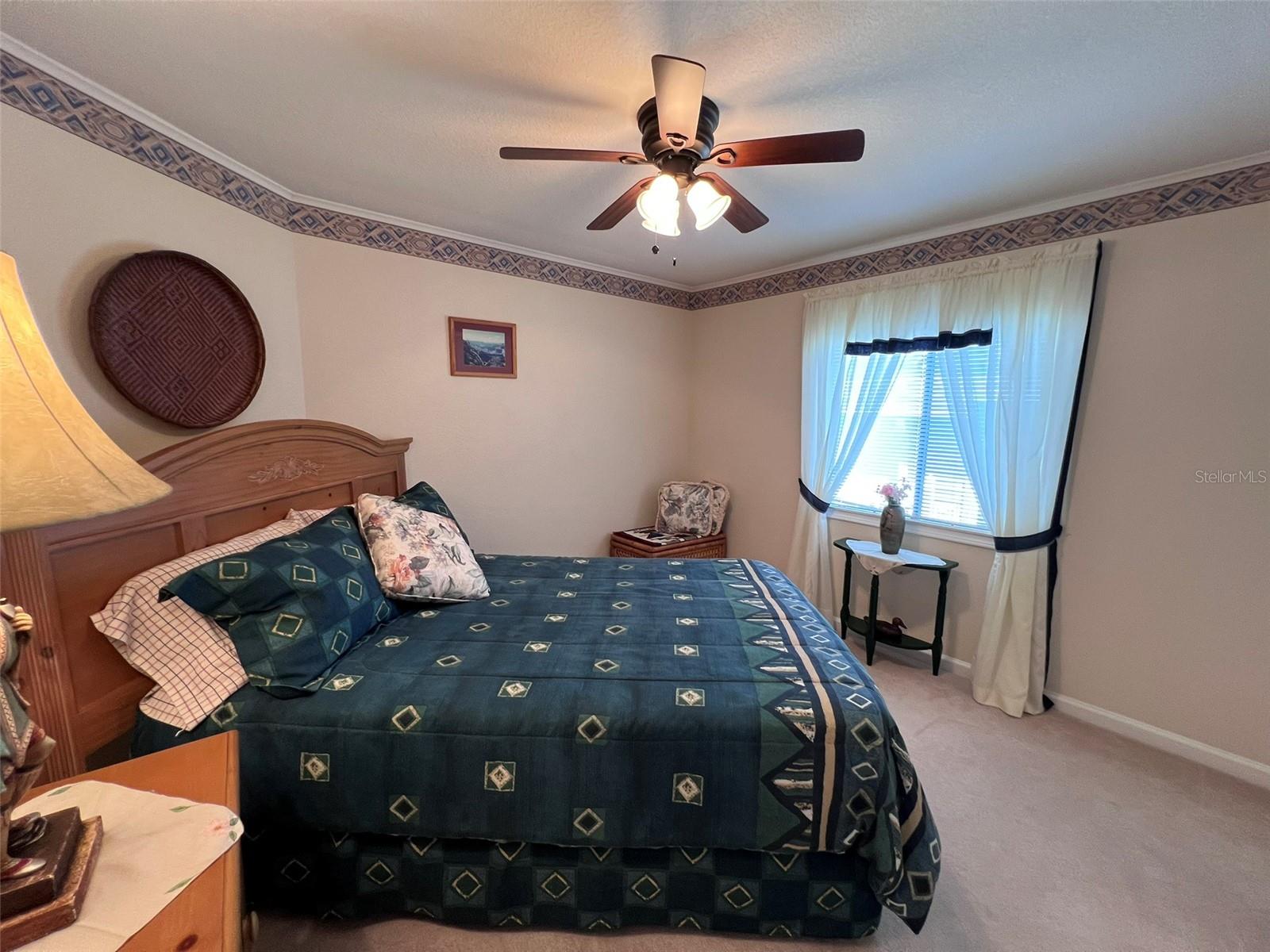 FLORAL LAKES - Residential