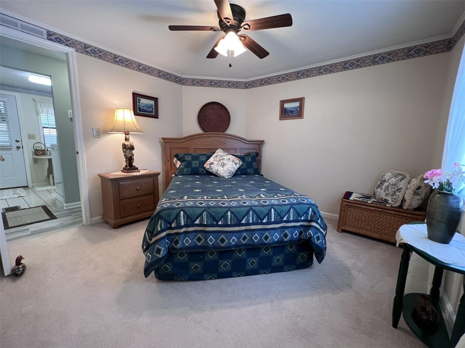 FLORAL LAKES - Residential