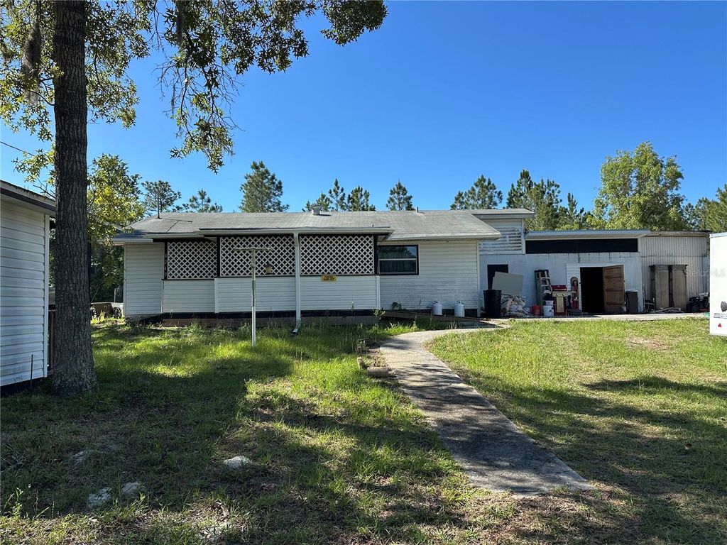 Photo of 8240 W Edgehill Court, Crystal River, FL 34429 (MLS # TB8499666)