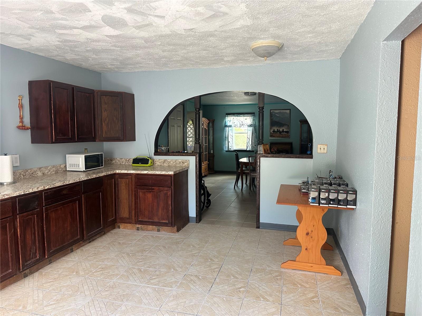 HOLIDAY ACRES - Residential