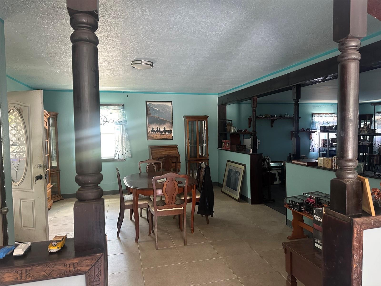 HOLIDAY ACRES - Residential