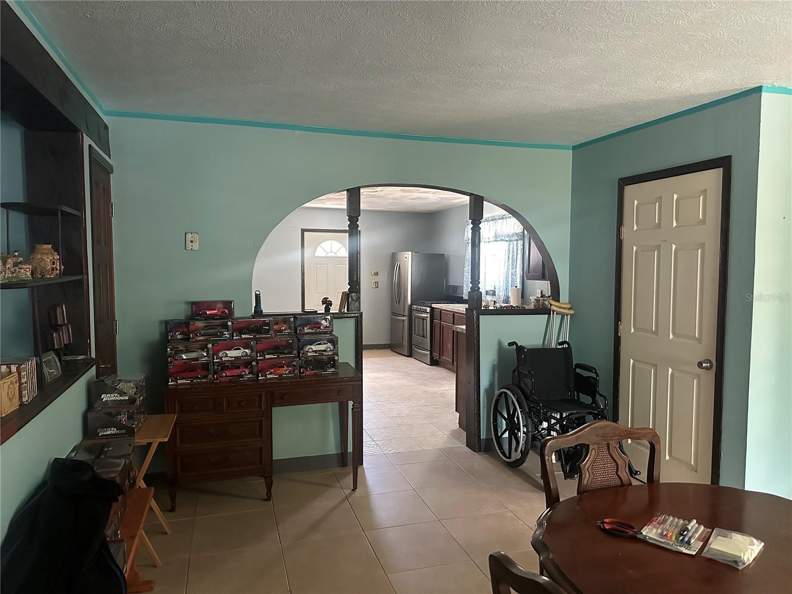 HOLIDAY ACRES - Residential