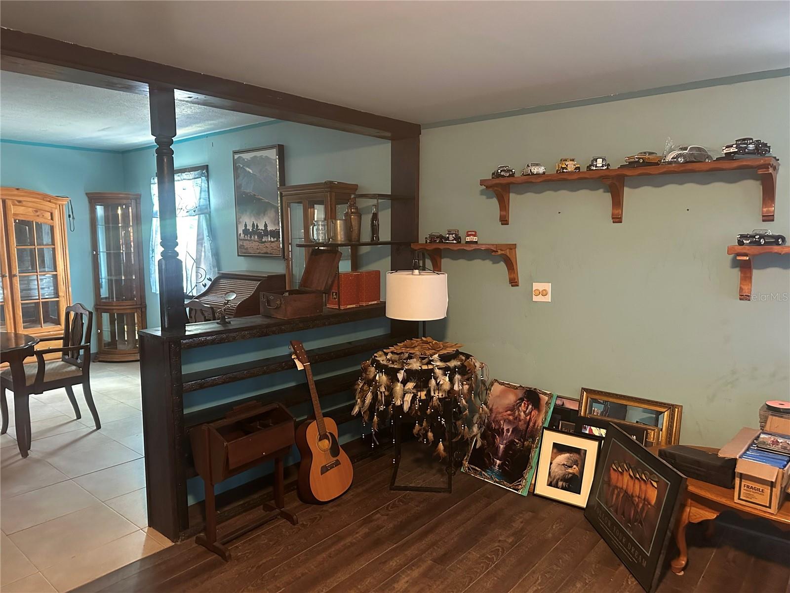HOLIDAY ACRES - Residential
