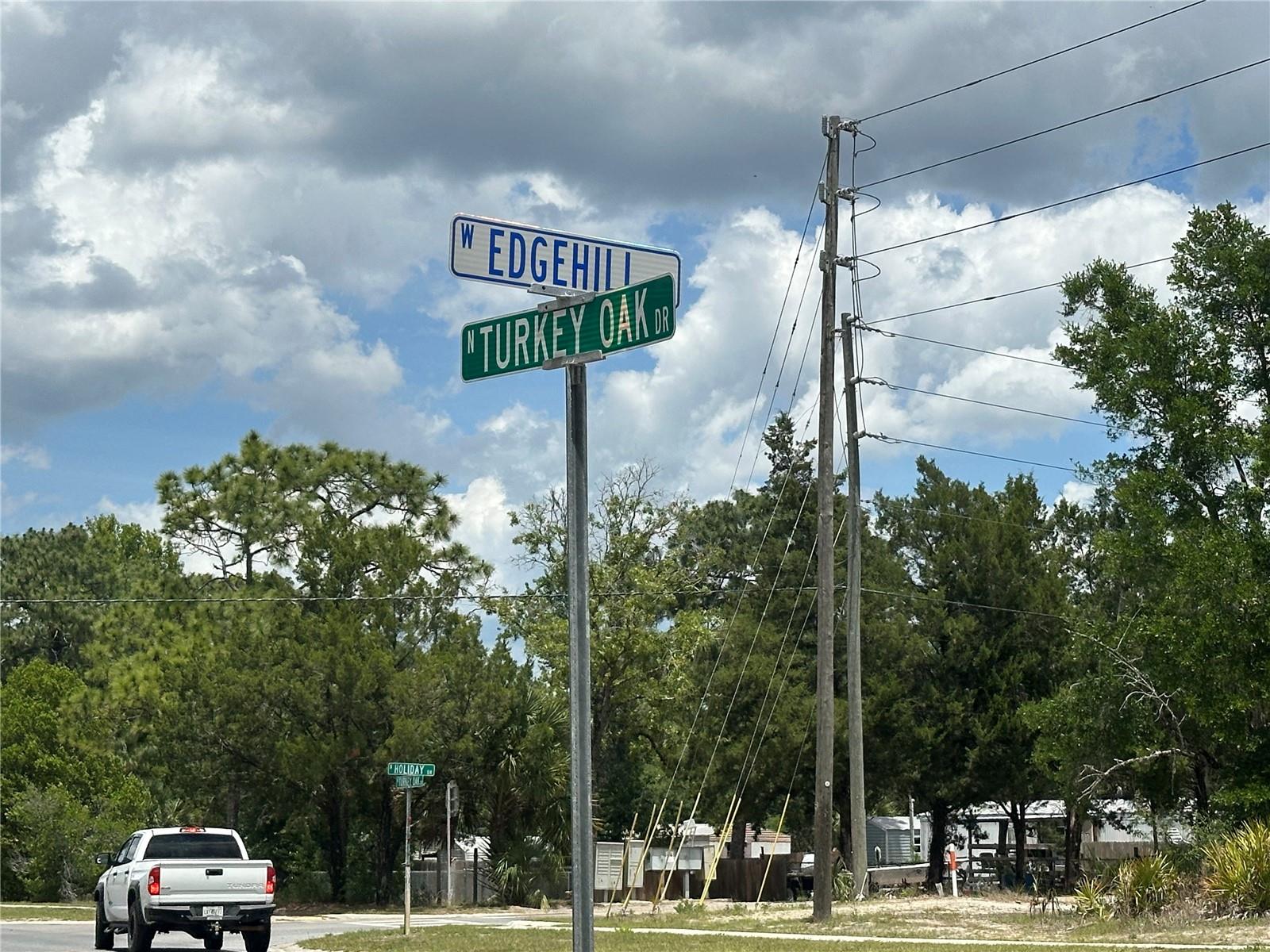 HOLIDAY ACRES - Residential