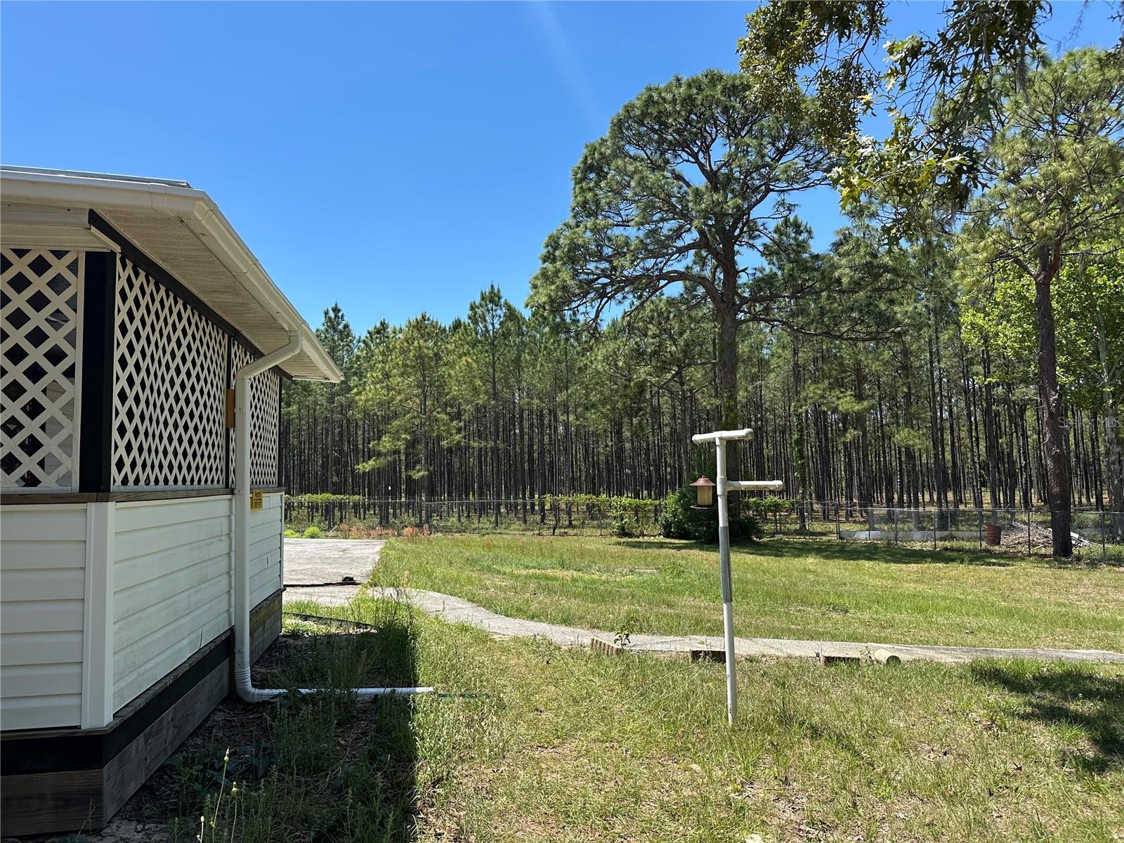 HOLIDAY ACRES - Residential