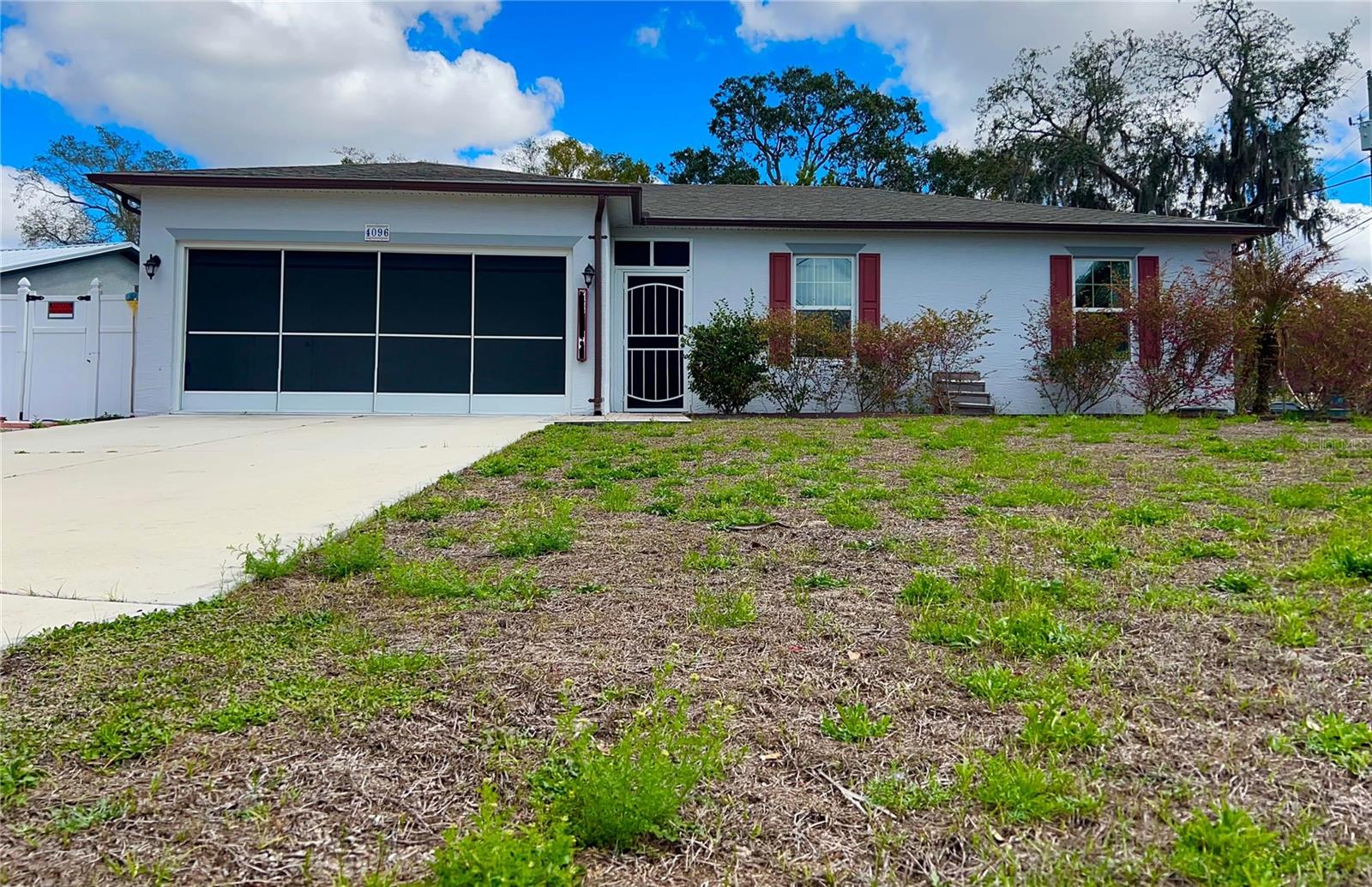 WEEKI WACHEE WOODLANDS - Residential