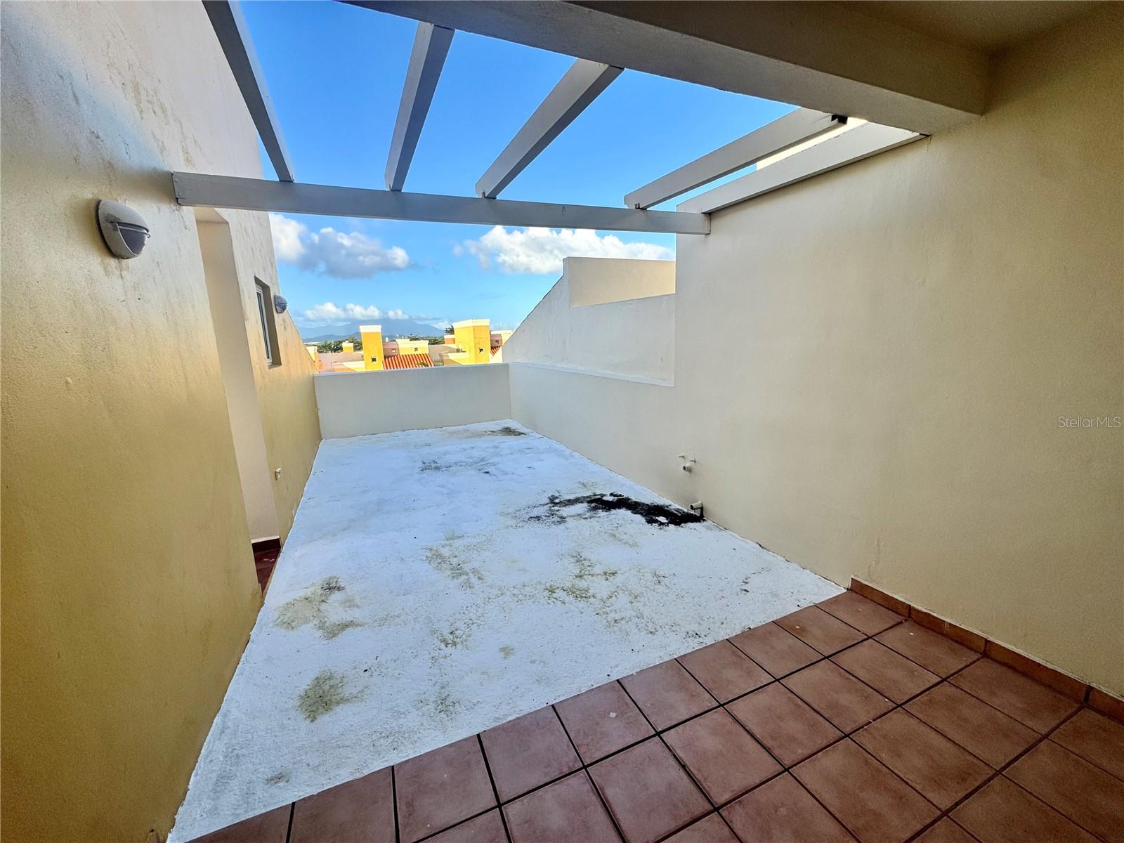 AQUABELLA - Residential