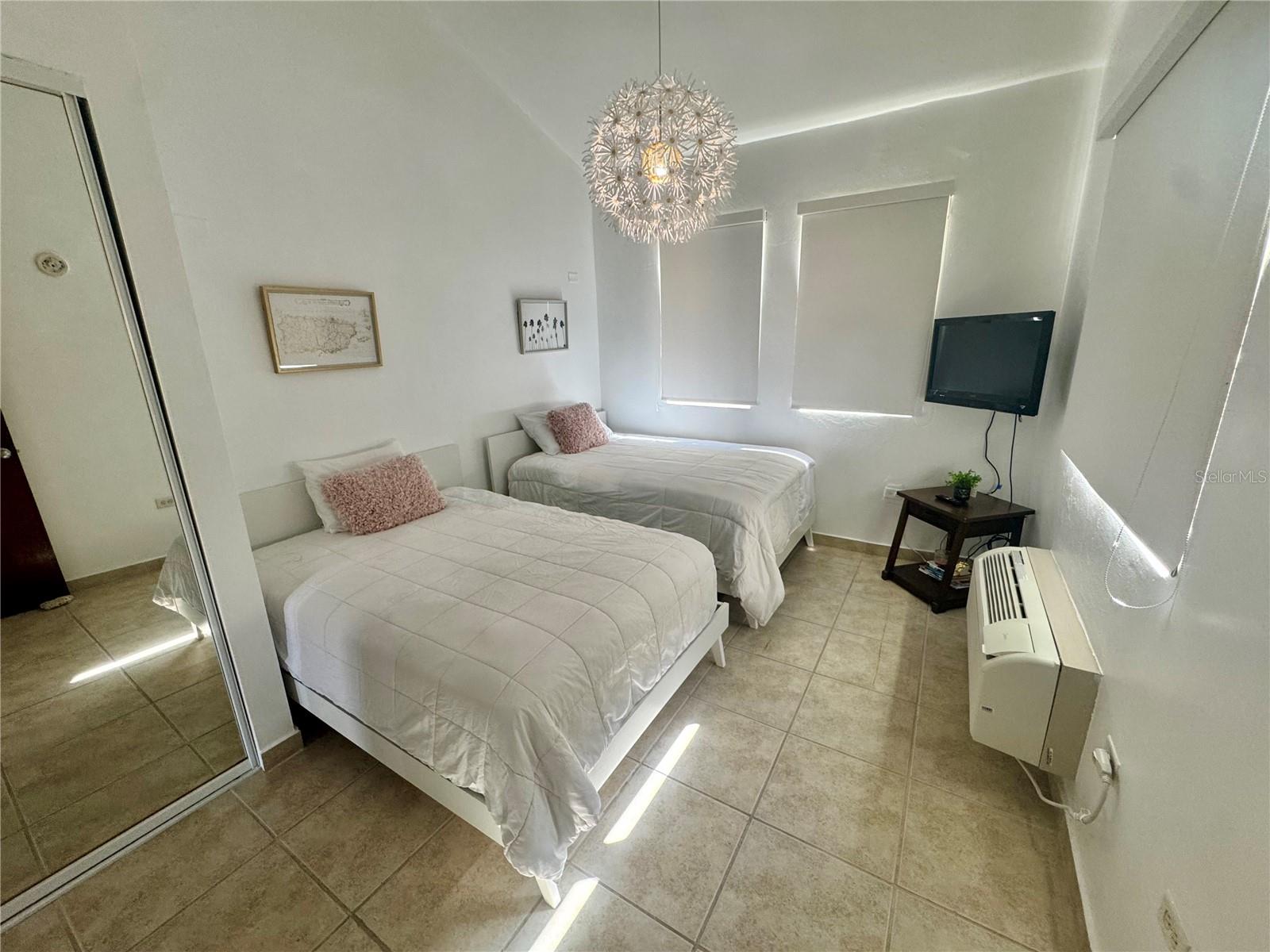 AQUABELLA - Residential