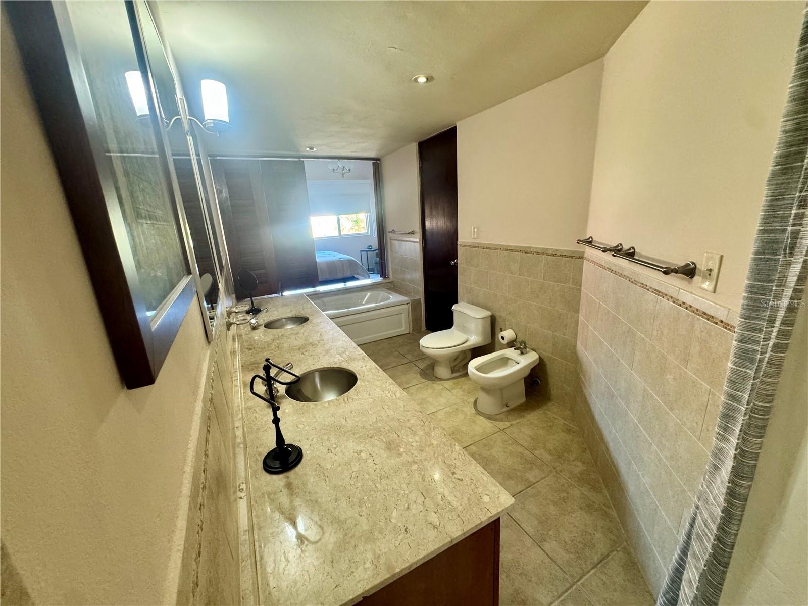 AQUABELLA - Residential