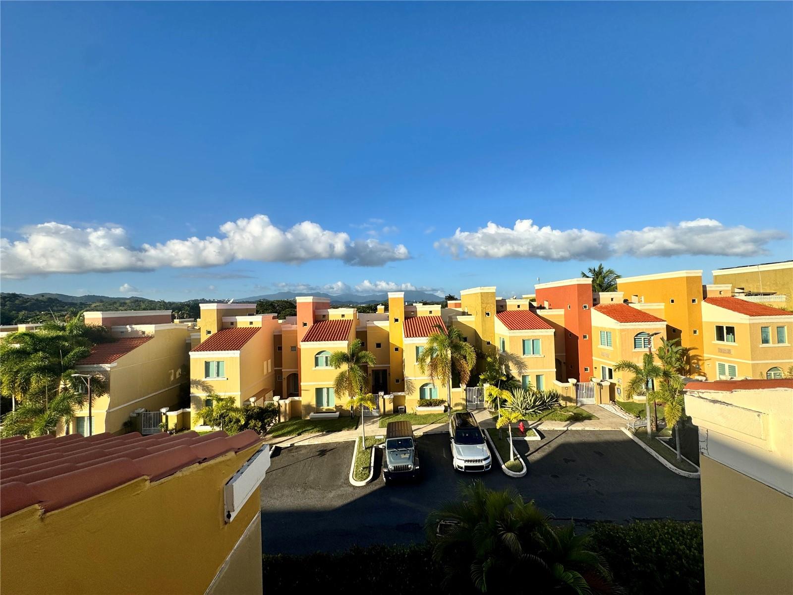 AQUABELLA - Residential