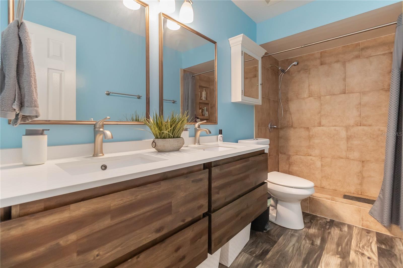 WINTER SPGS UNIT 4 - Residential