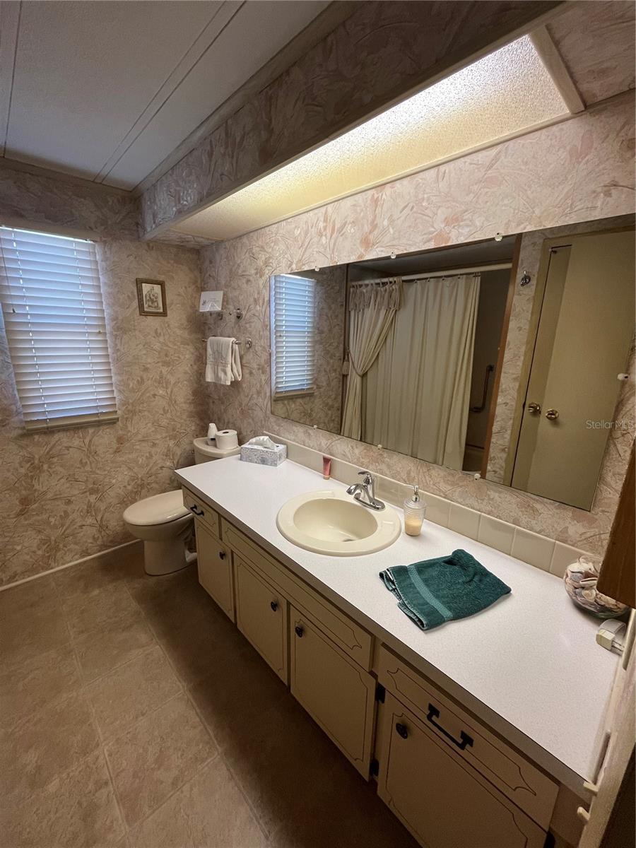 VENICE ISLE - Residential