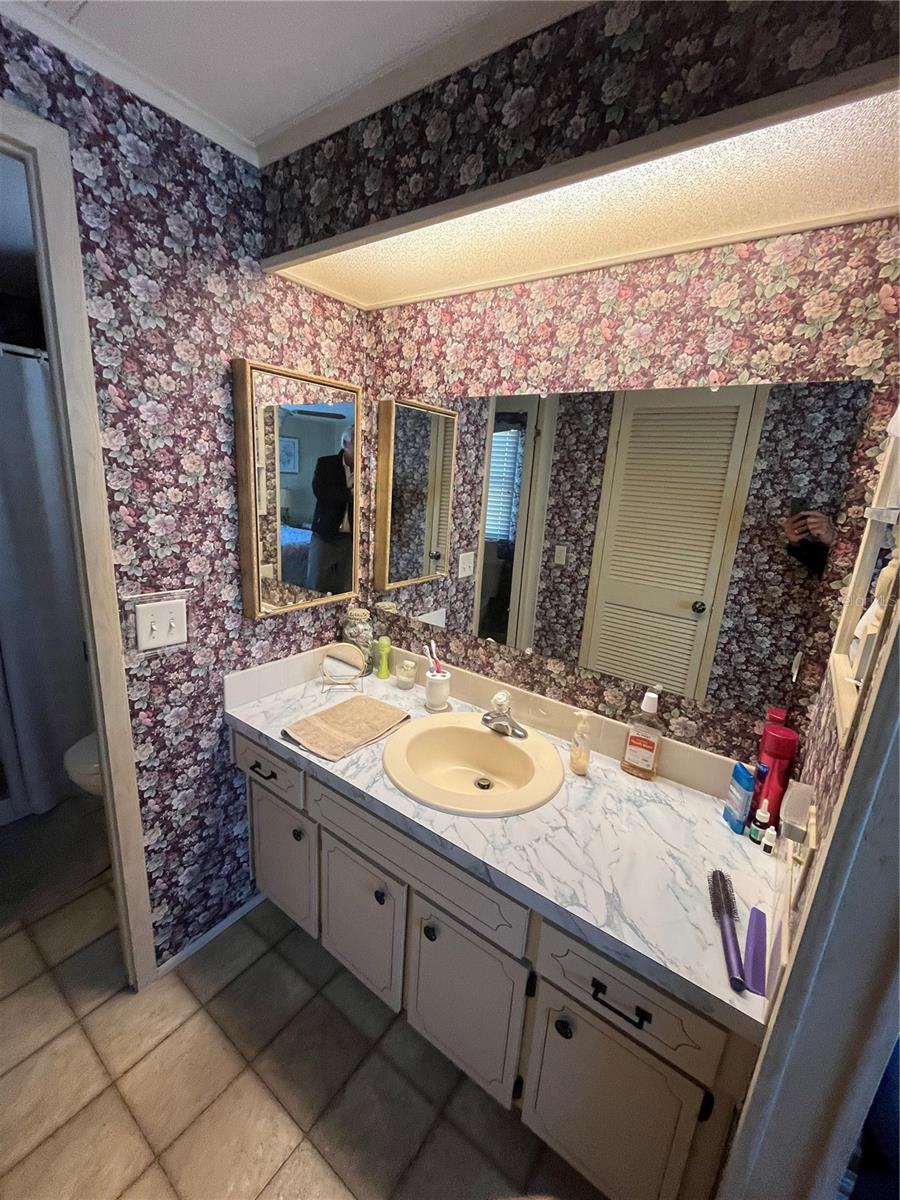 VENICE ISLE - Residential