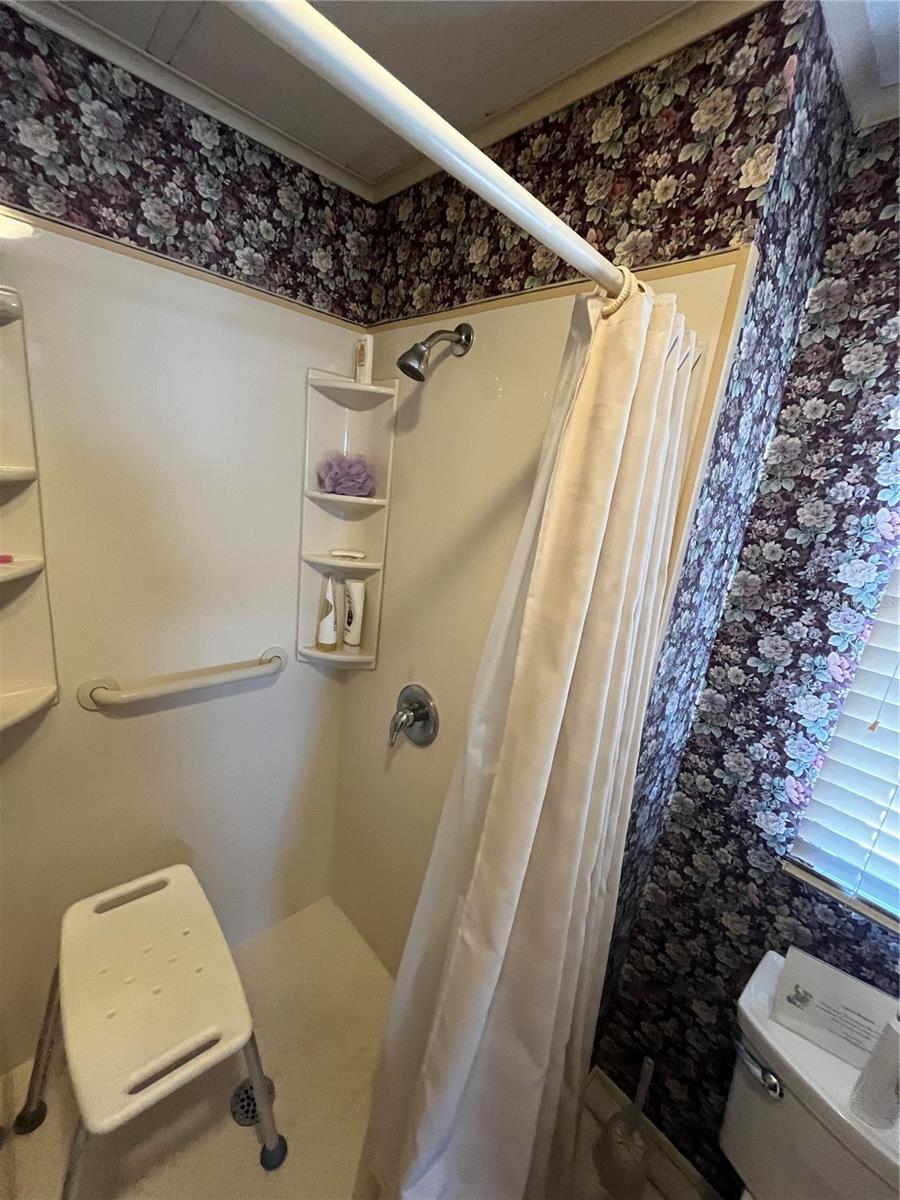 VENICE ISLE - Residential