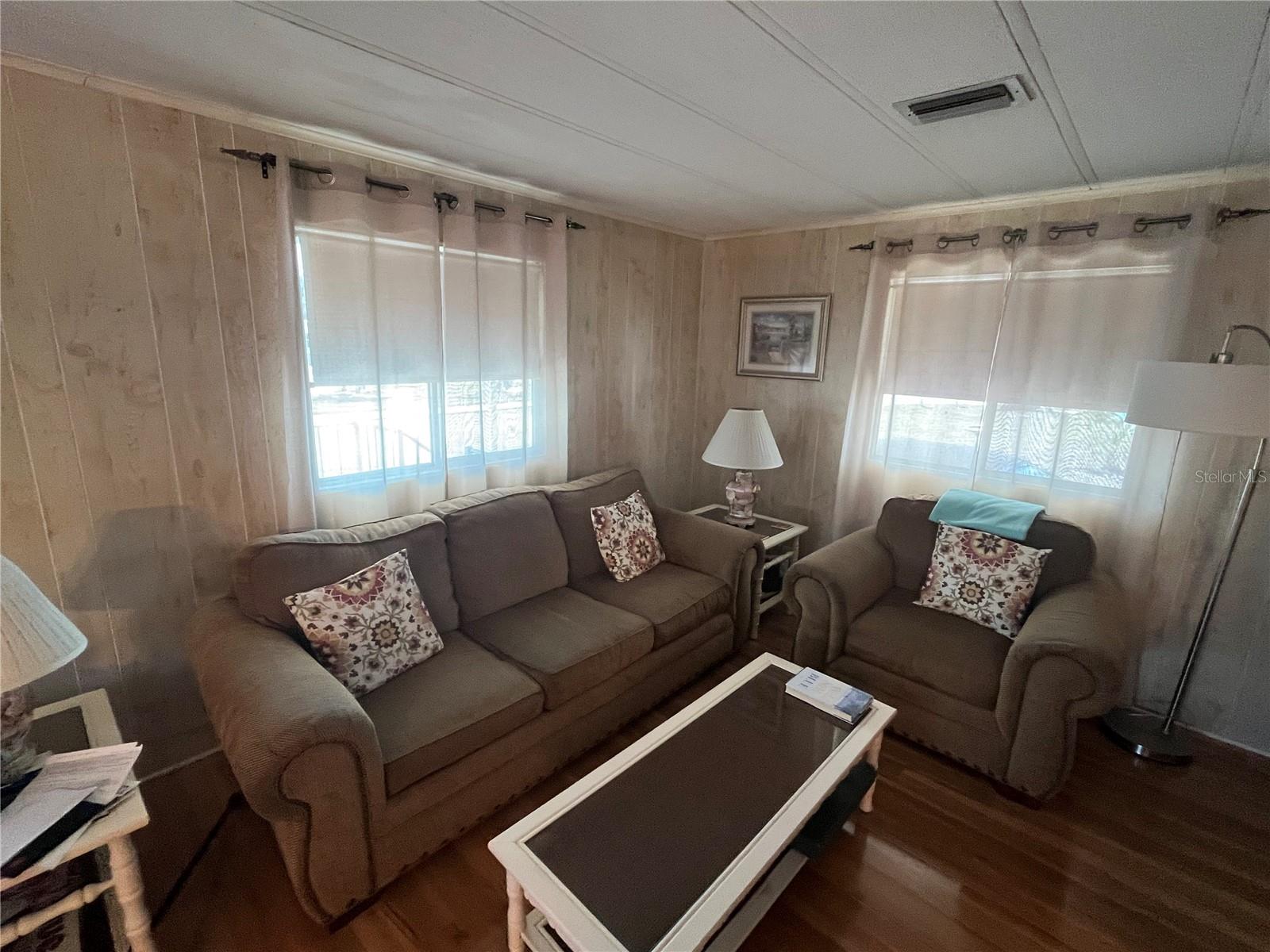 VENICE ISLE - Residential