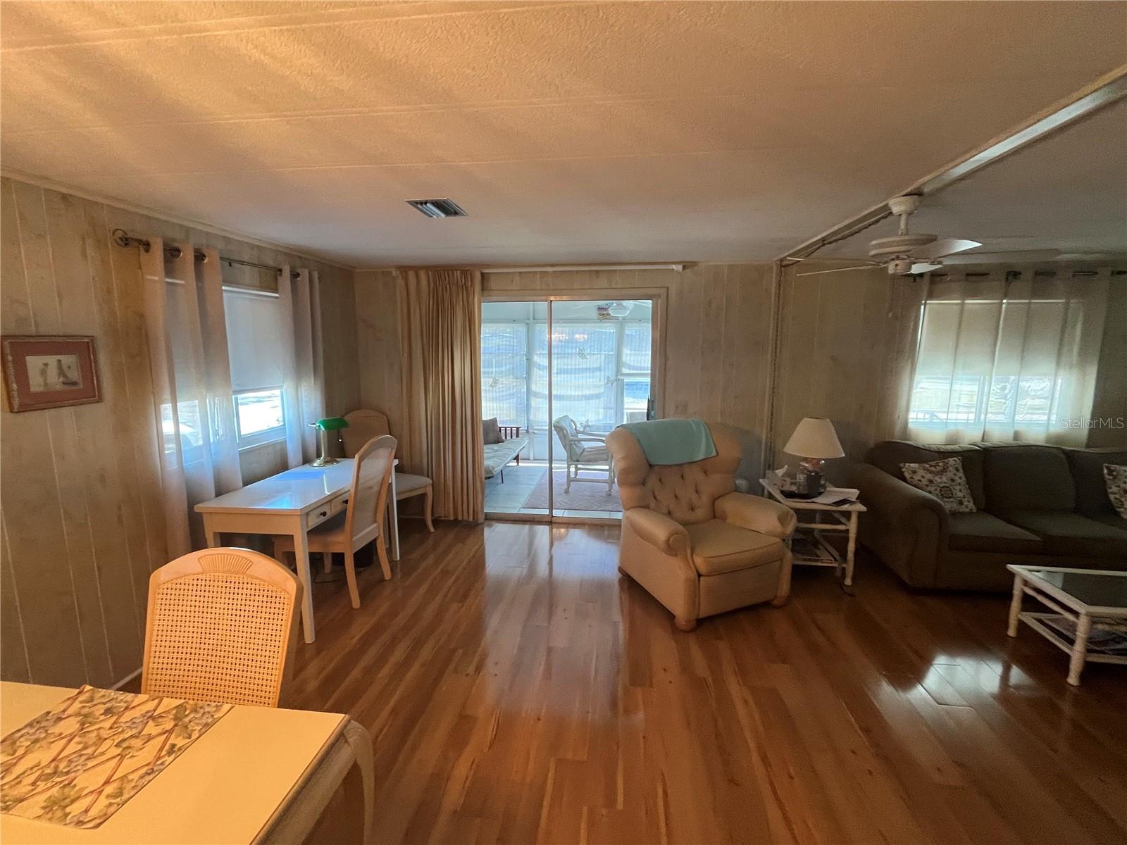 VENICE ISLE - Residential