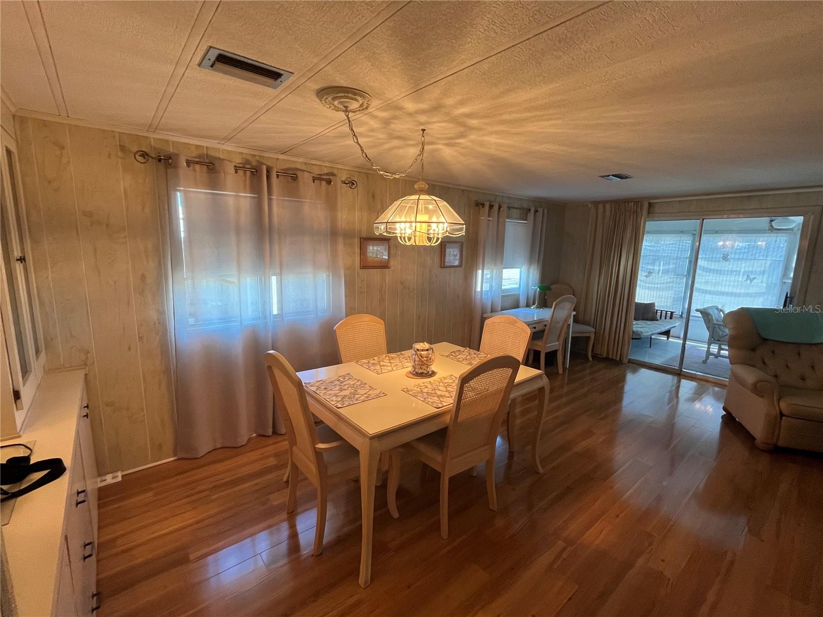 VENICE ISLE - Residential