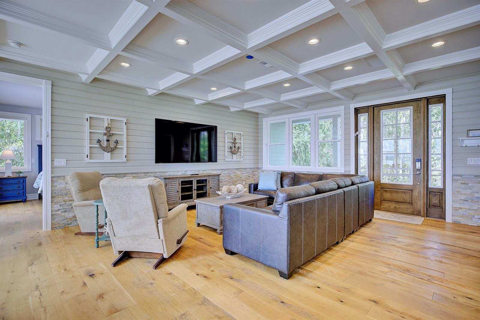 CHILDS BAY - Residential