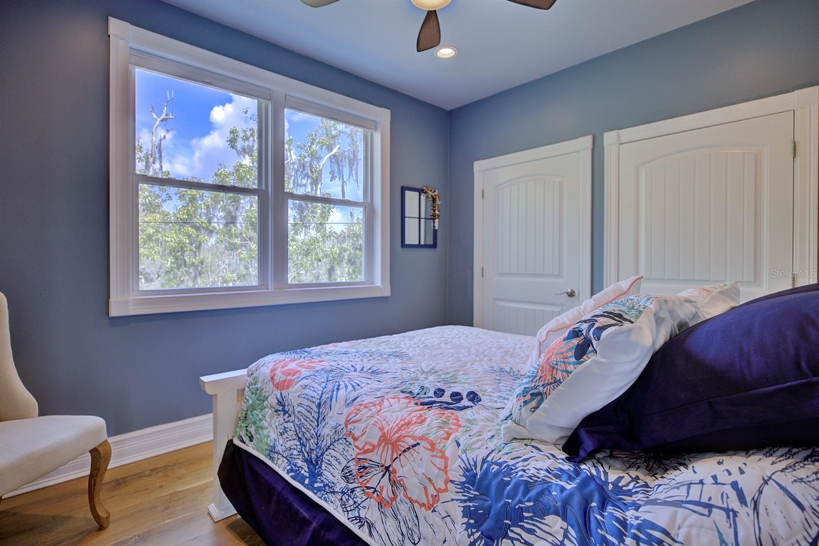 CHILDS BAY - Residential