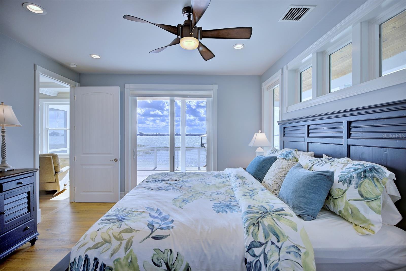 CHILDS BAY - Residential