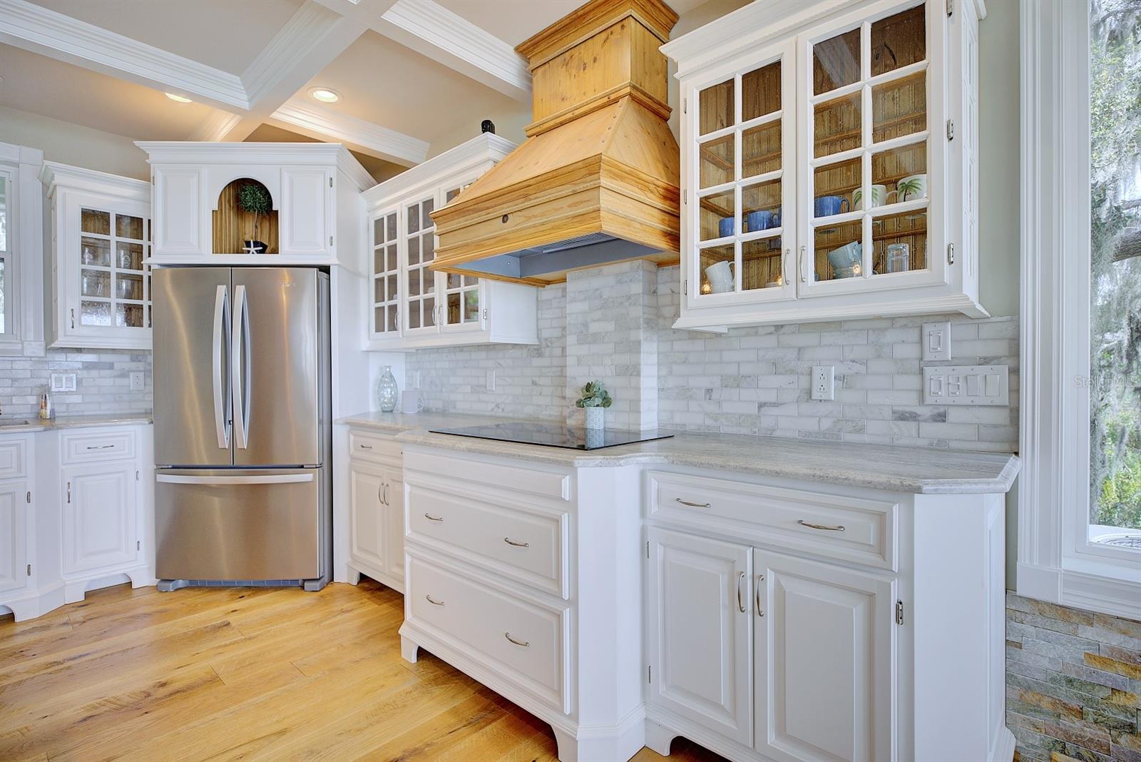 CHILDS BAY - Residential