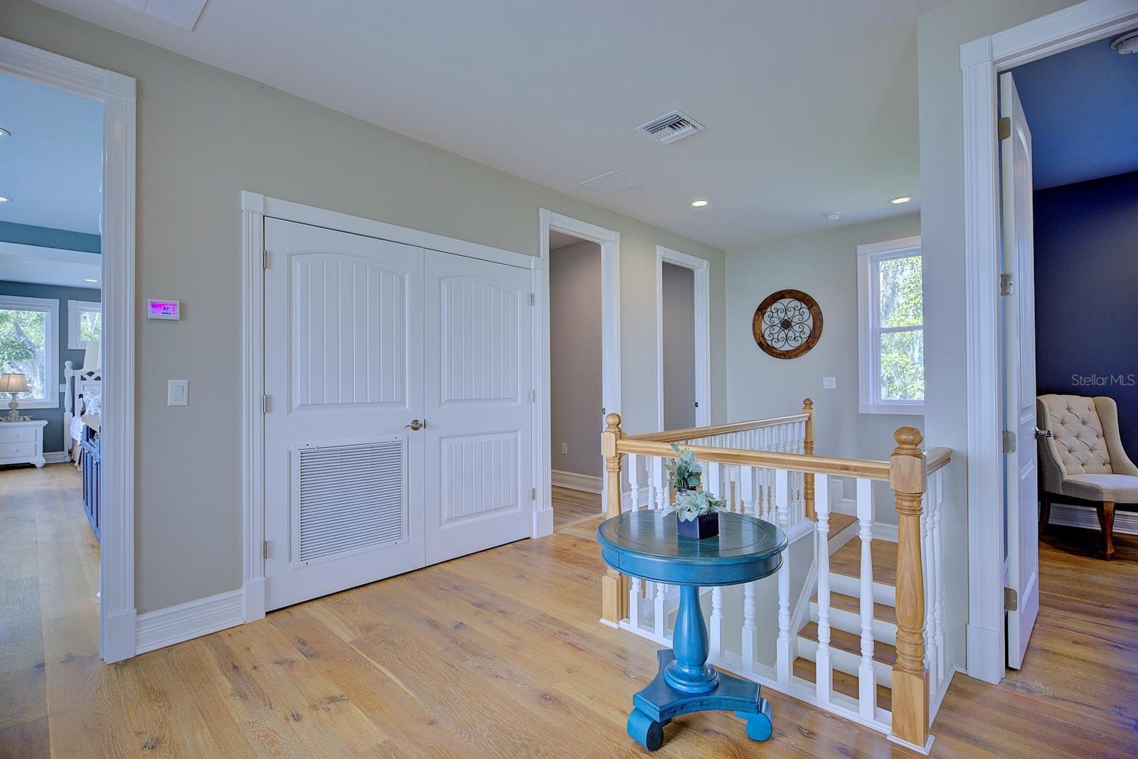 CHILDS BAY - Residential