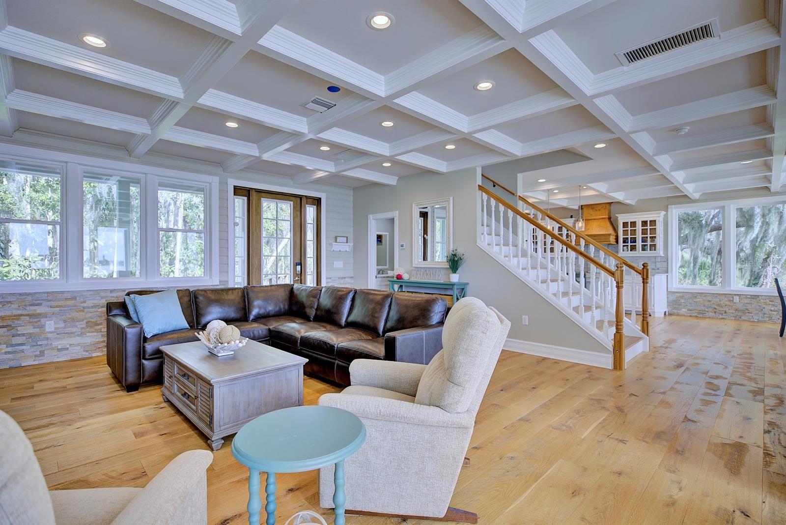 CHILDS BAY - Residential