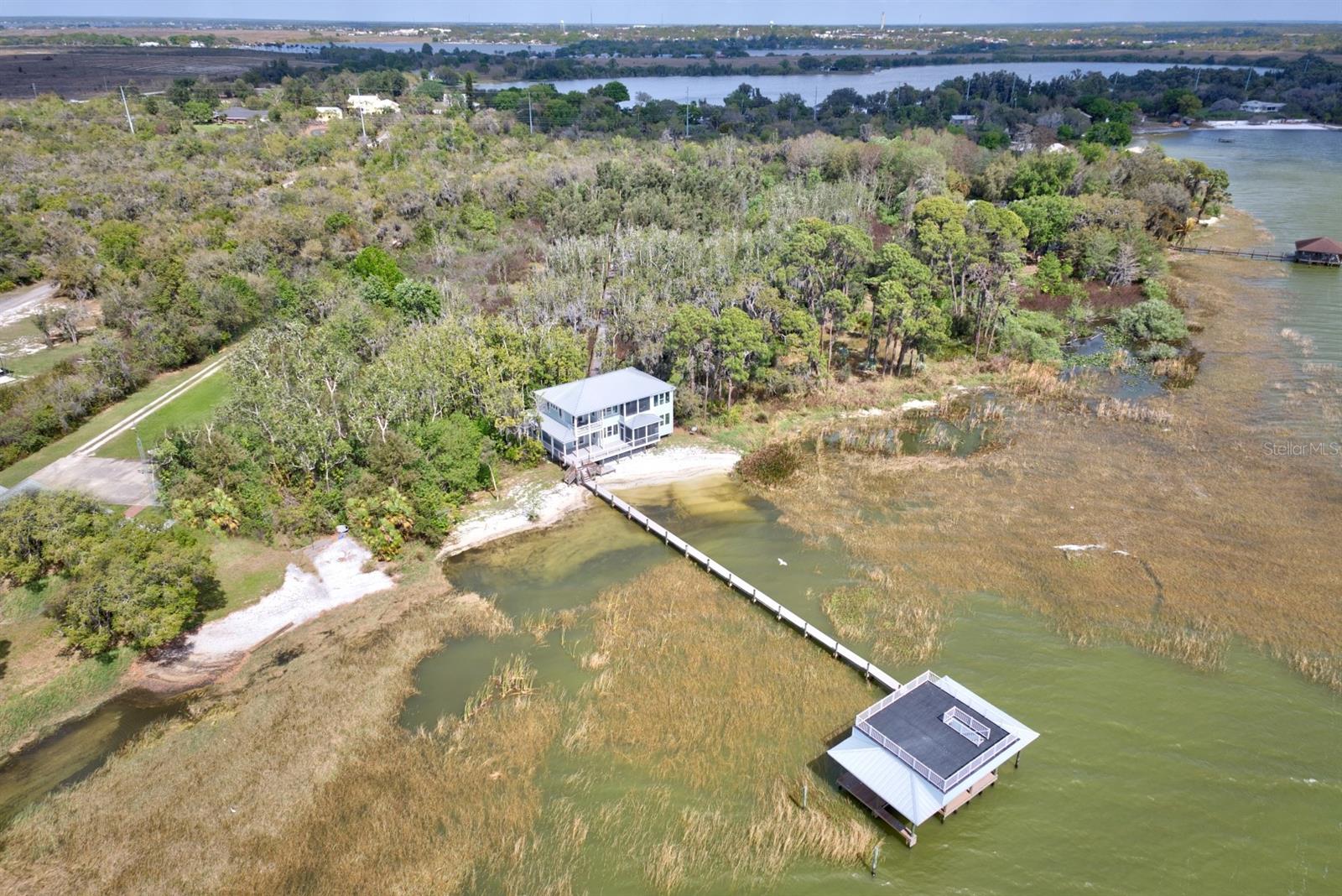 CHILDS BAY - Residential