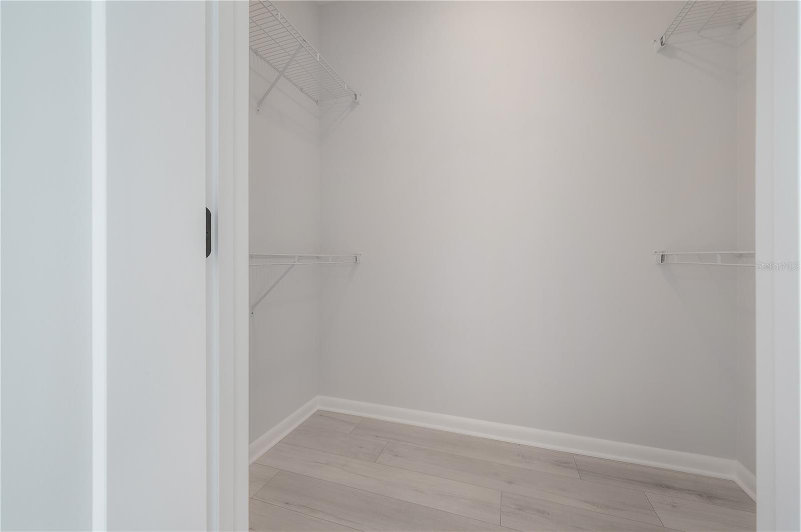 BROADMOOR PARK REV - Residential Income