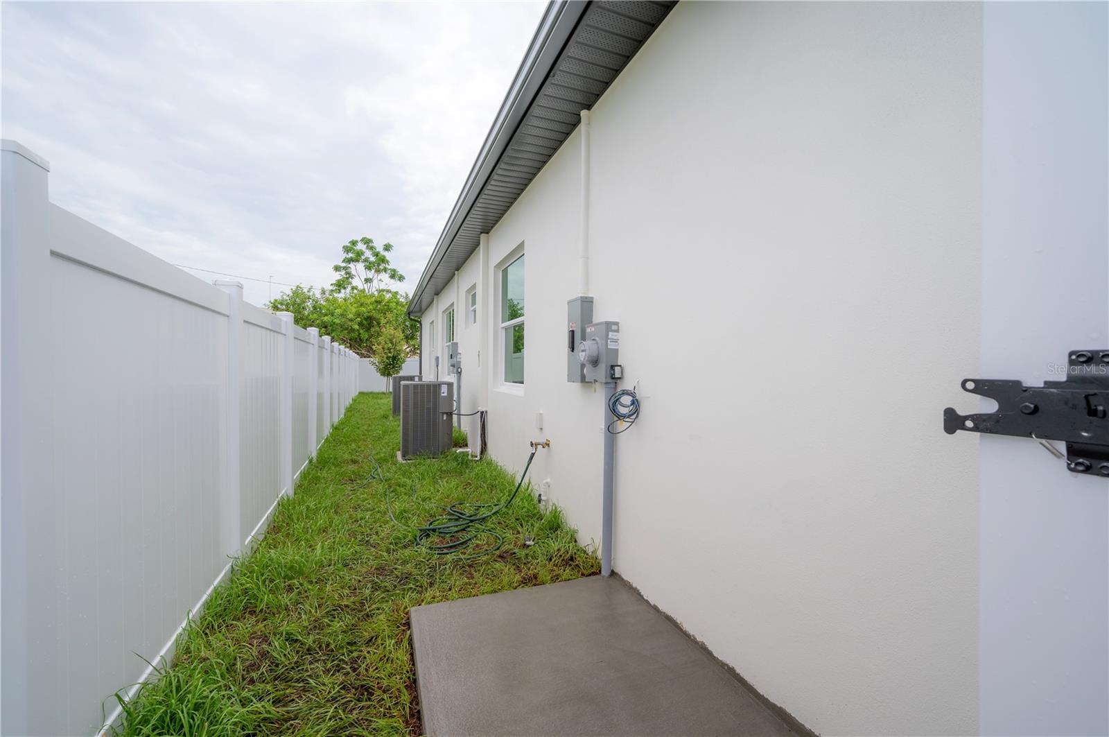 BROADMOOR PARK REV - Residential Income