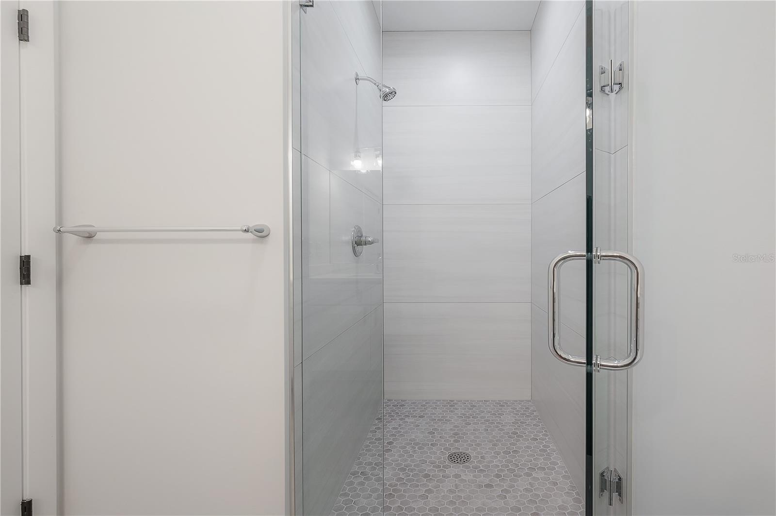 BROADMOOR PARK REV - Residential Income