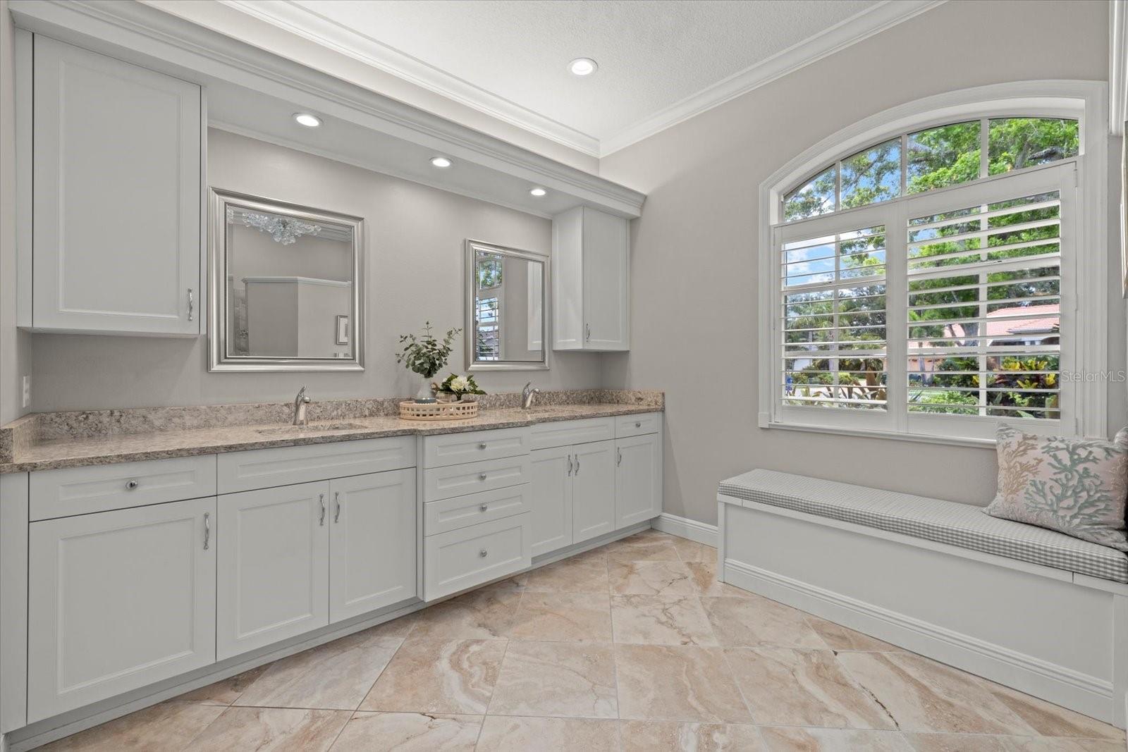 VENICE GOLF & COUNTRY CLUB - Residential