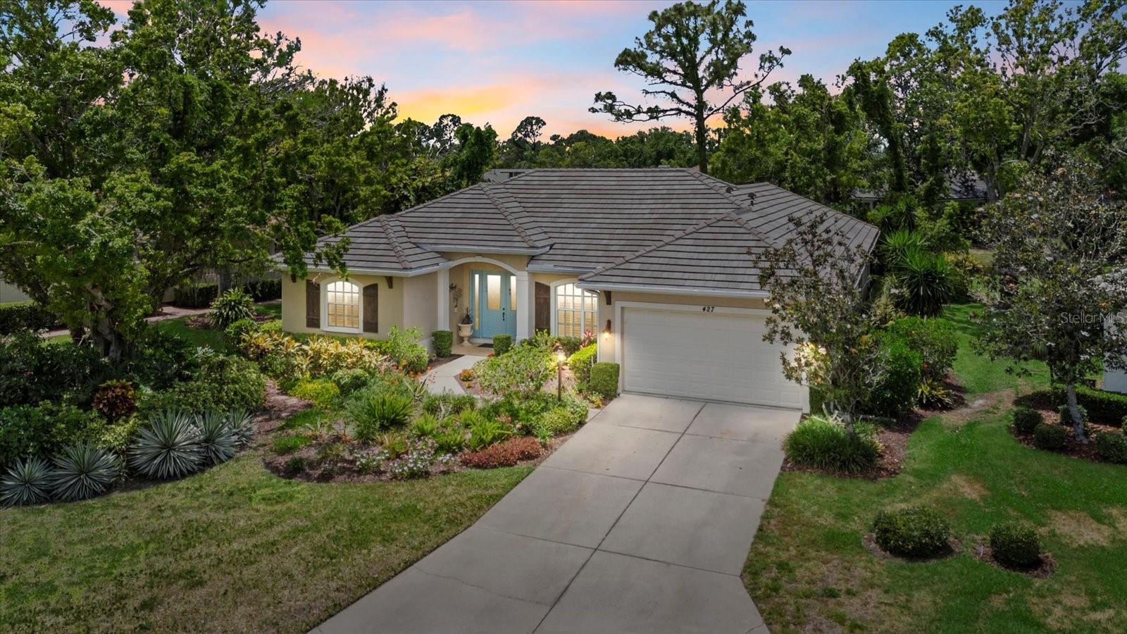 VENICE GOLF & COUNTRY CLUB - Residential
