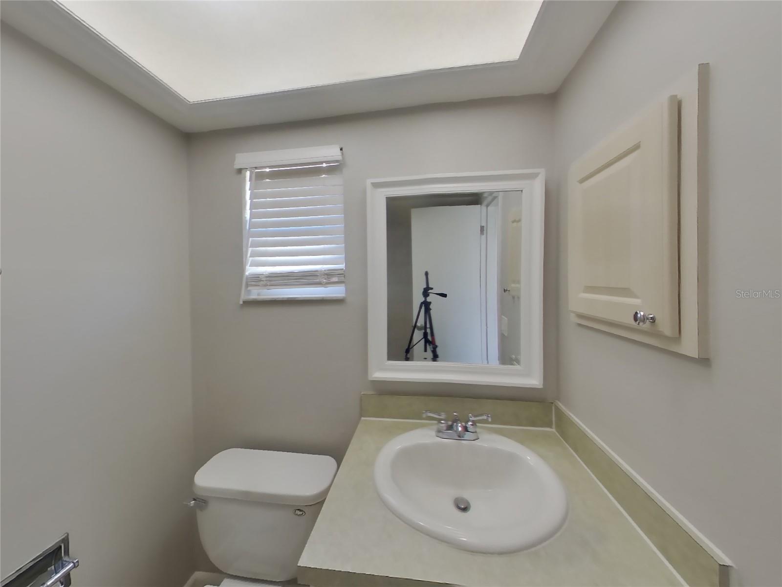 CARROLLWOOD MEADOWS UNIT II SE - Residential Lease