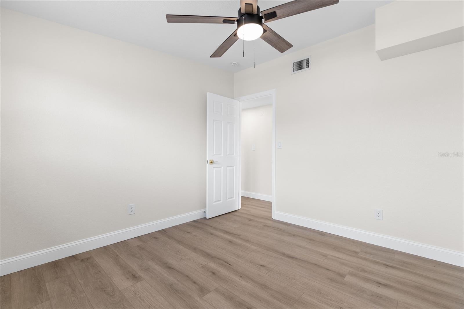 SUNNY LAWN ESTATES - Residential