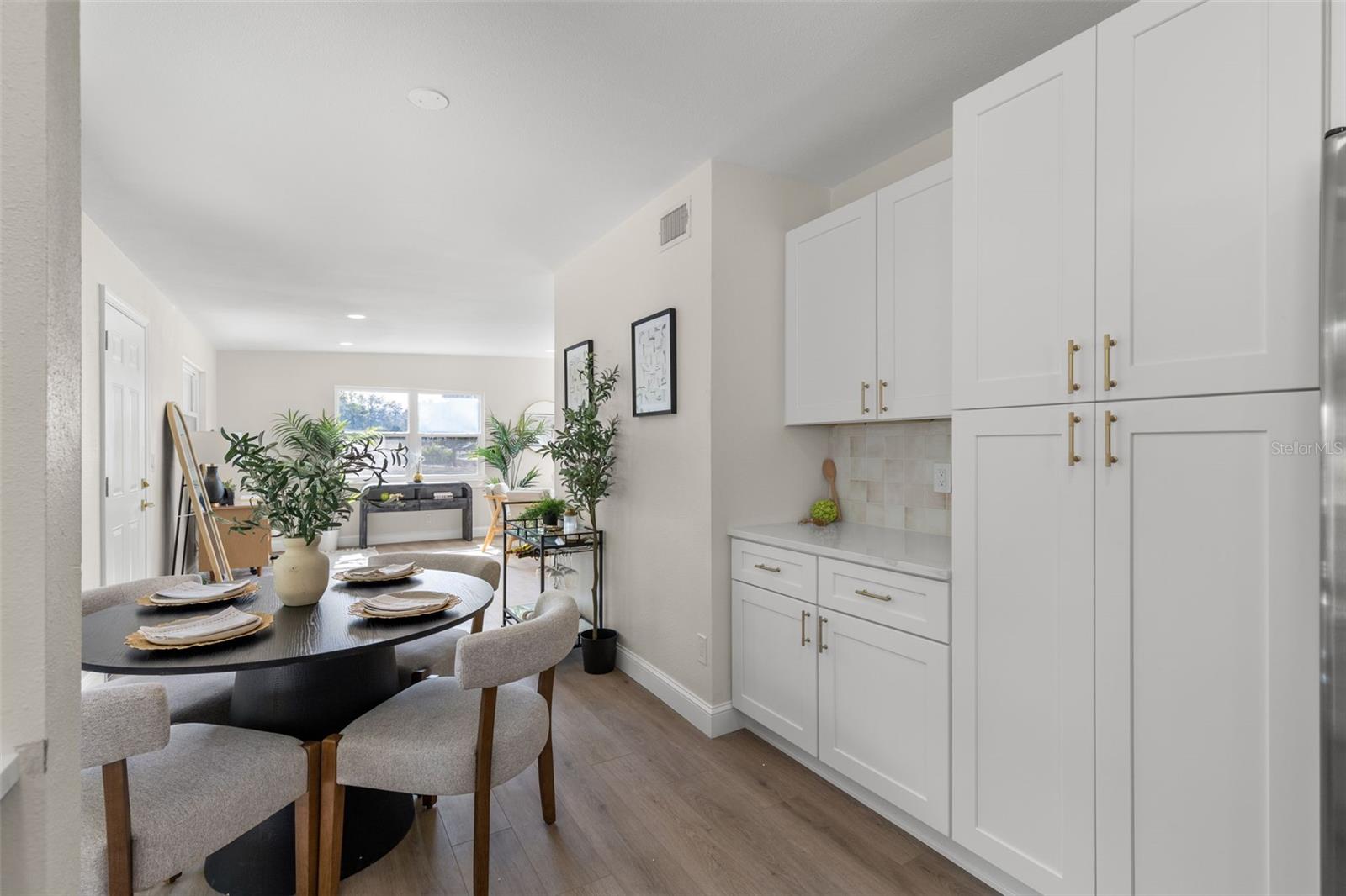 SUNNY LAWN ESTATES - Residential