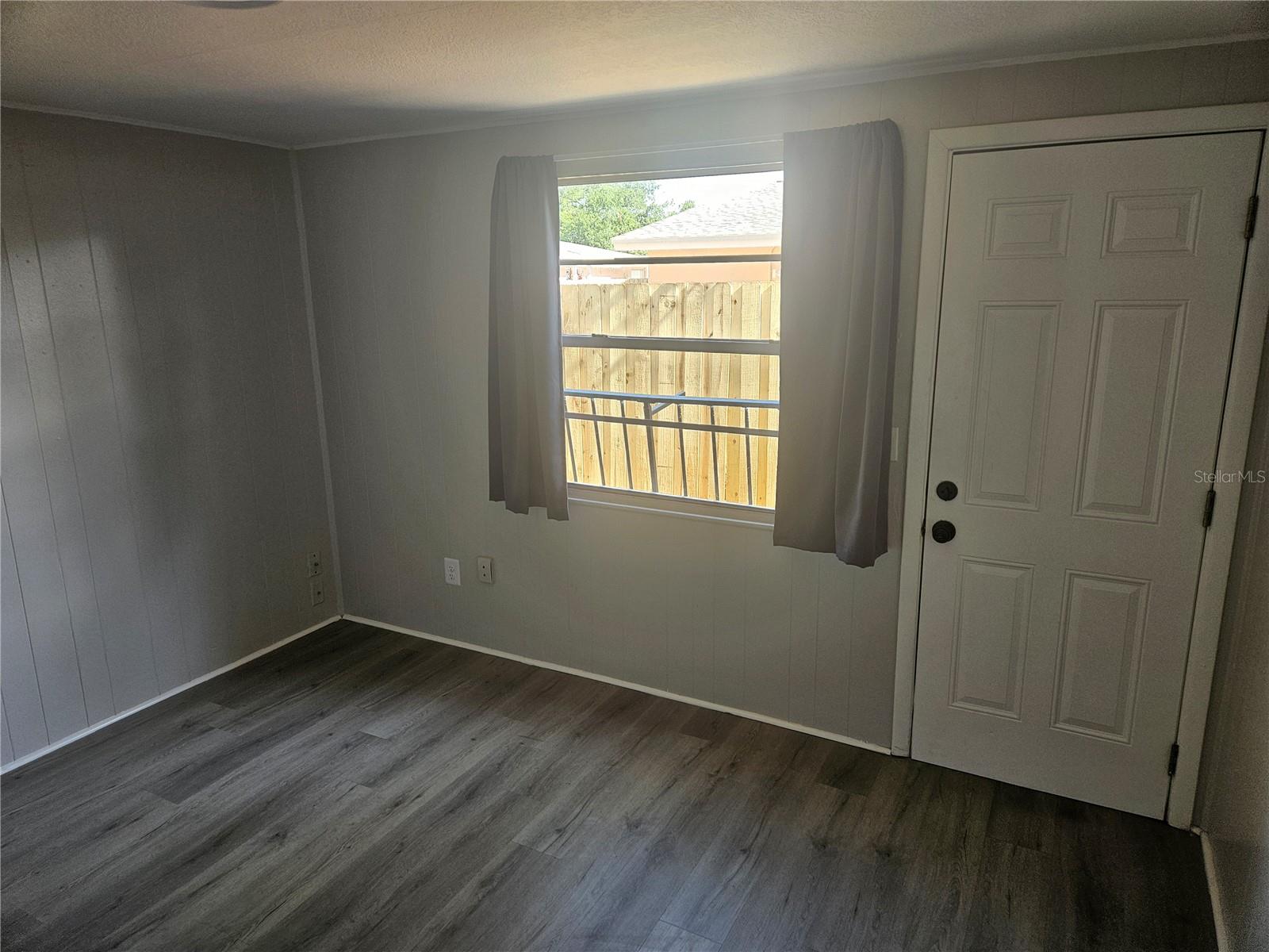 COLONIAL VILLAGE 3RD ADD - Residential Lease