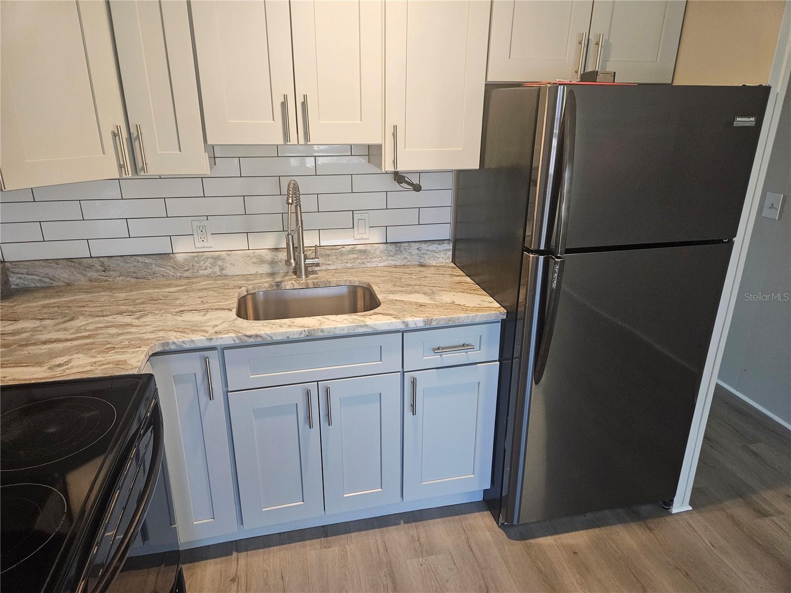 COLONIAL VILLAGE 3RD ADD - Residential Lease