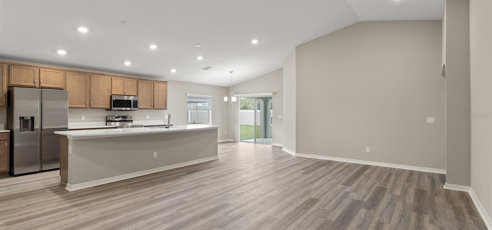 5587 BUCKEYE BEND DRIVE