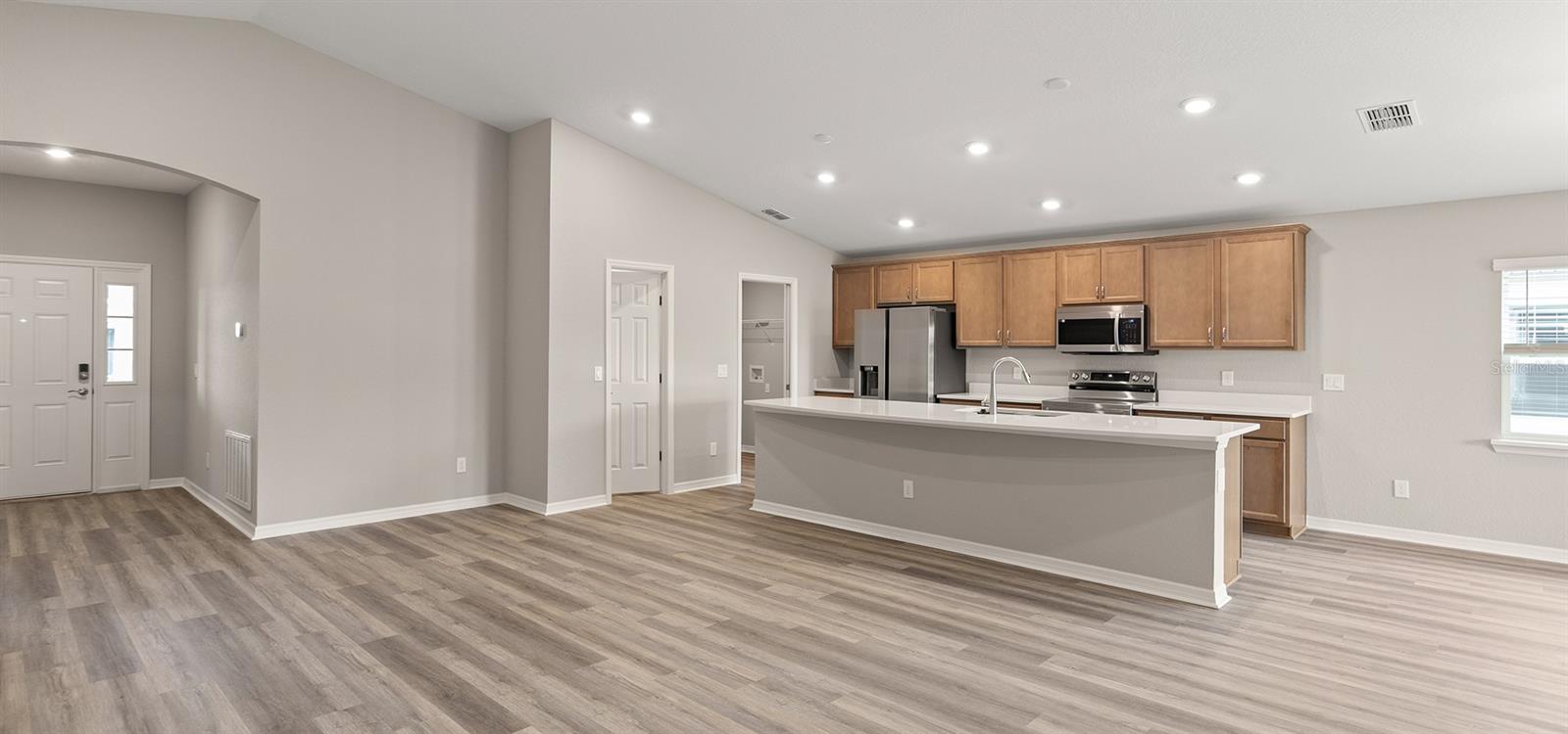 5587 BUCKEYE BEND DRIVE