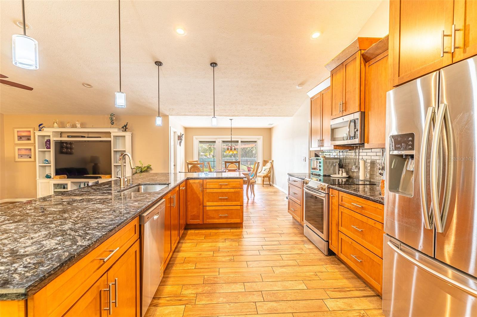 SPRING LAKE - Residential