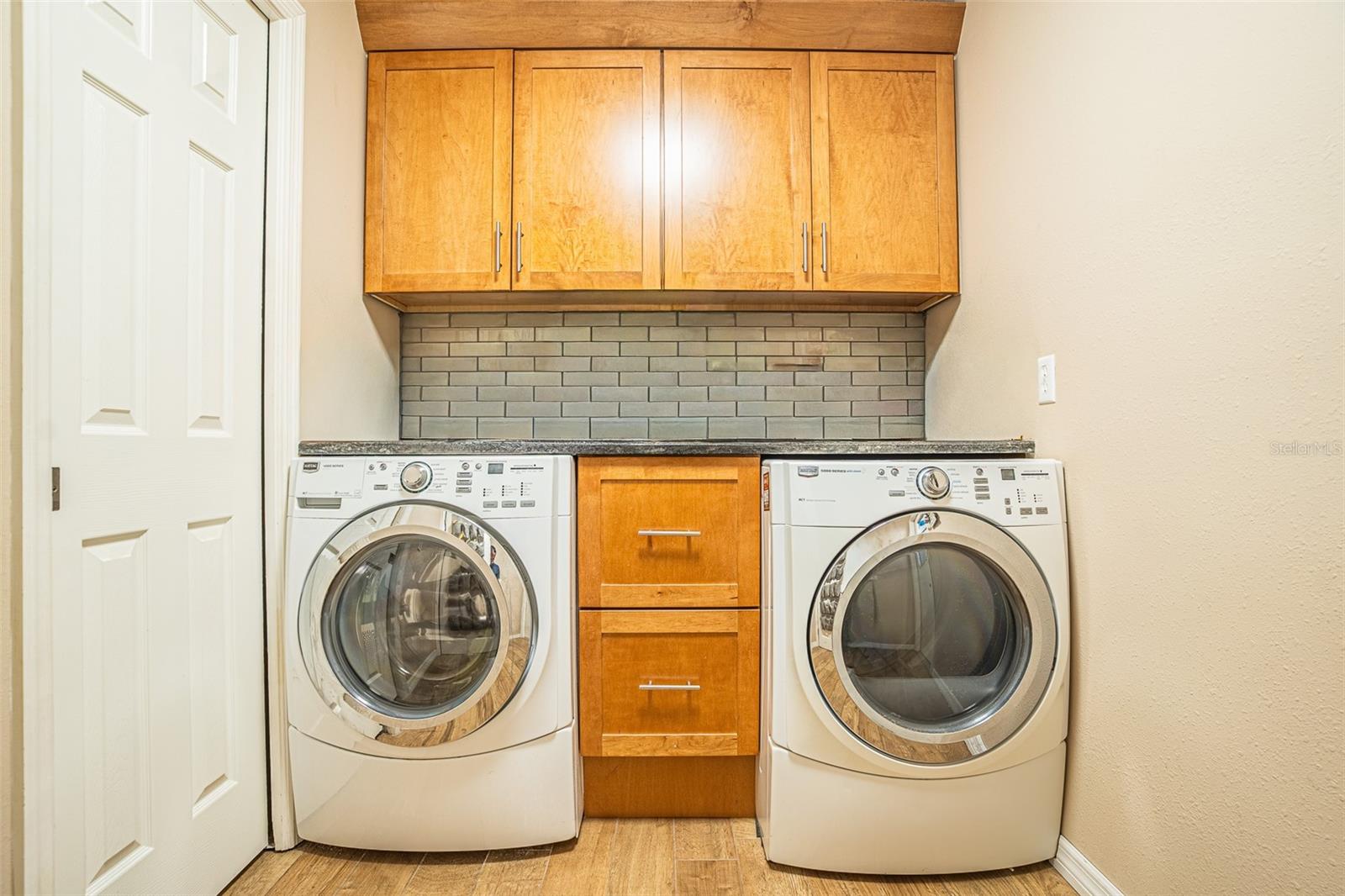 SPRING LAKE - Residential