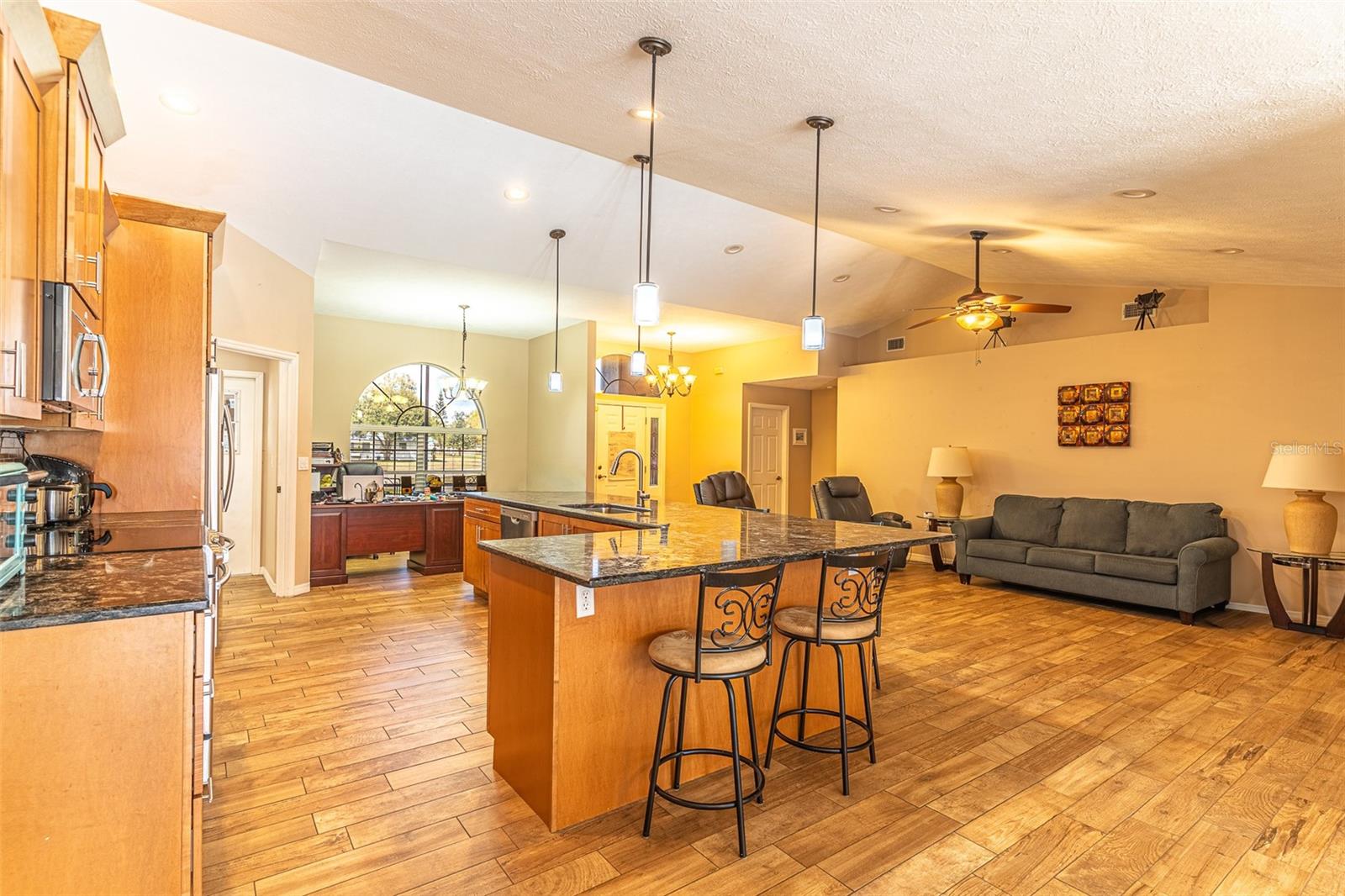 SPRING LAKE - Residential